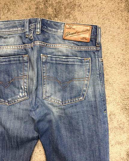 DIESEL “FLARED LOOKS“ DENIM