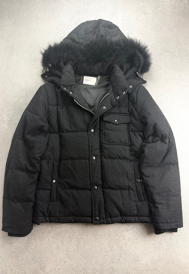 WARDROBE TRUNK "BLACK SHELTER" PUFFER (M)