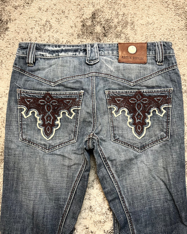 ANTIQUE FLARED CROSS-STITCH DENIM
