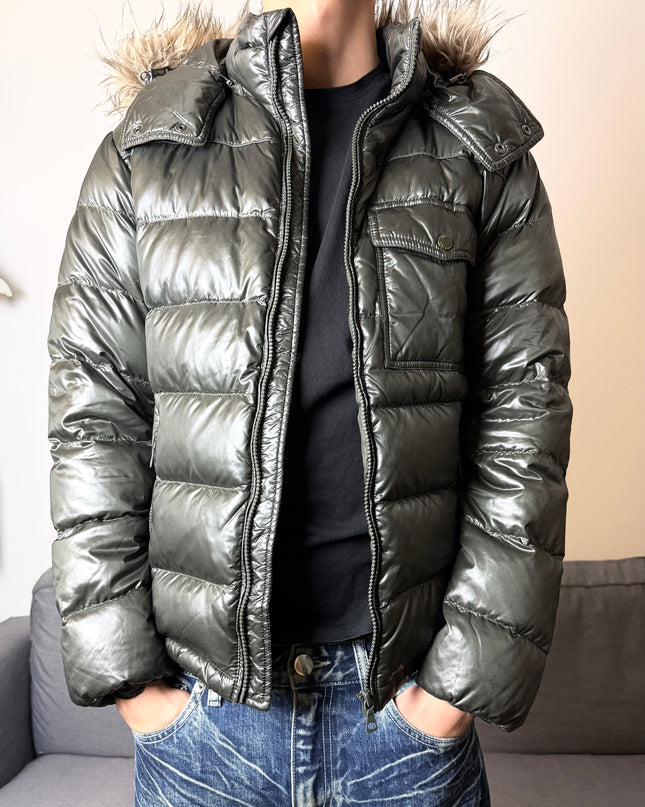 UNIQLO "SILENT UTILITY" PUFFER