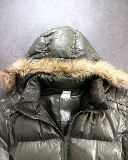 Cinema puffer jacket collar close-up with fur trim, zip and size M label