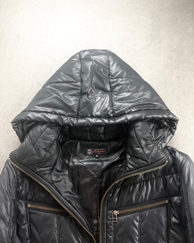 MICHEL KLEIN puffer jacket collar close-up with inner label and gold zippers