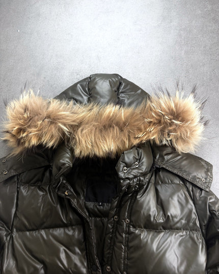 UNTITLED puffer jacket close-up of fur hood, snap collar and front placket